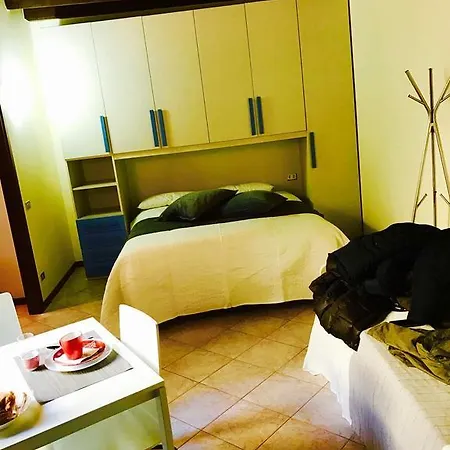 Myroom Center Flat *