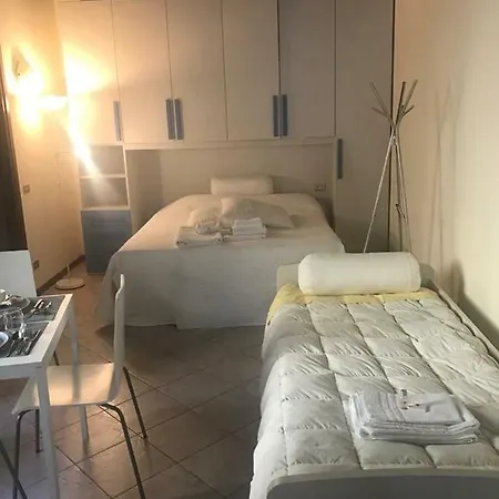 Myroom Center Flat Апартаменты Бергамо