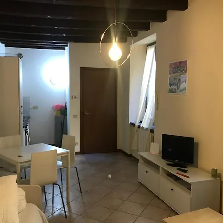 Myroom Center Flat Bergame